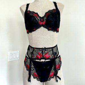 Fantasie Floral Elegant Black and Red Lace Lingerie Set